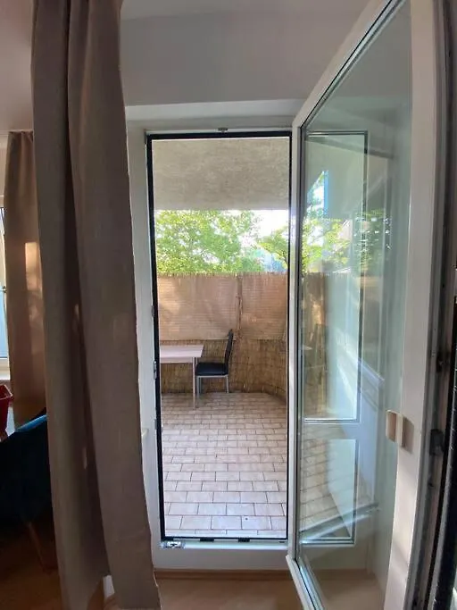 Apartment With Balcony Berlín